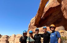 Private 5-7 Hour Canyoneering Day Tour in Moab