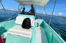 Private Boat Lake Ride and Cancun Bay Sightseeing 