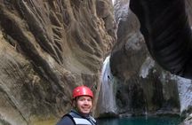 2-Day Tour with Canyoning and Rappelling to the Infiernillo Canyon
