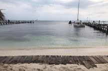 Isla Mujeres Premium Tour in Catamaran with Snorkel and Buffet