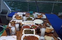 Marmaris and Icmeler Private Full-Day Boat Trip with Lunch