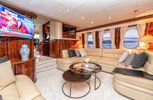 Private Luxury Yacht Cruise on Bosphorus