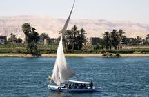 Private Romantic 1 hour Boat tour in River Nile - Luxor 