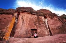Private tour to Aramu Muru portal from Puno