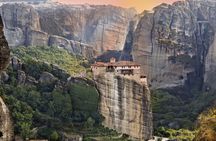2-Day Delphi Meteora Tour From Athens