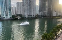 Miami 90 min Skyline Sunset Cruise of South Beach & Venetian Islands
