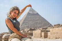 Cairo Guided Half-Day Tour of Giza Pyramids and Sphinx