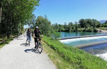 Self guided bike tour in the nature to Villa Reale