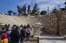 From Cairo: Alexandria Catacombs and Citadel Day Trip with Lunch