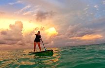 Sunset paddleboard group session Caribbean Sea. Foto's included!