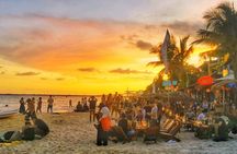 Sunset paddleboard group session Caribbean Sea. Foto's included!
