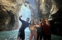 La Leona Waterfall Adventure Hike (Private Tour)