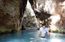 La Leona Waterfall Adventure Hike (Private Tour)
