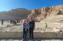 Luxor Private Full-Day Tour: Discover the East and West Banks and Motor Boat