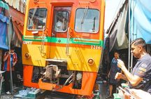 Maeklong Railway Market and Damnoen Saduak Floating Market Tour From Bangkok