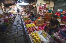 Maeklong Railway Market and Damnoen Saduak Floating Market Tour From Bangkok