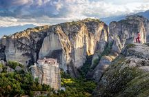 Thessaloniki: Full-Day Meteora Monasteries Tour