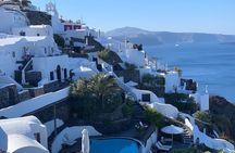 Private Santorini Half Day Highlights 4-Hour Tour & Native Driver