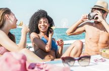 2-Hour Boat Tour at sunset in the Cinque Terre with Pesto tasting and focaccia