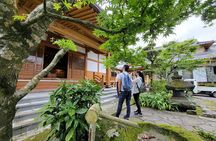 Experience Zen meditation or sutra copying, and enjoy vegetarian food with monk