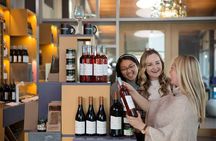Niagara Wine Tour and Tastings with Included Transportation 