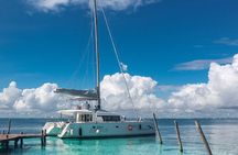 Catamaran Plus Tour to Isla Mujeres with National Open Bar from Cancun