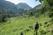 Hiking adventure in Sharri