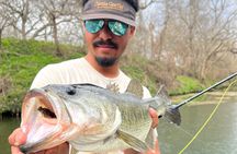 Full Day Guided Fishing Tour in Canyon Lake