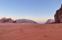 Full-Day Jebal Um Ad Dami Hiking the Highest Mountain in Jordan