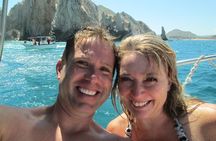 Tour to The Arch and Lover's Beach (optional) from Cabo