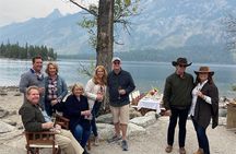 Private GTNP Sunset Wildlife Safari & Field Dinner From Jackson