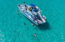 Private 4-Hour Catamaran Tour from Providenciales in Turks and Caicos