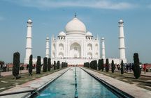Agra: Taj Mahal Skip-the-Line Entrance Ticket