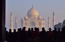 Private Luxury Taj Mahal Day Tour By Car From Delhi