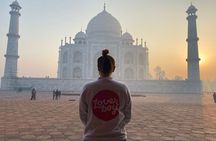 Taj Mahal skip the line luxury tour with guide