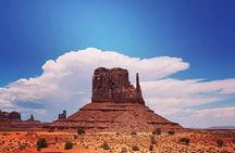 2.5 Hours Monument Valley Historical Sightseeing Tour by Jeep