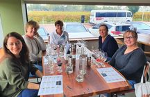 Mandoon Winery and Kayak Tour with wine tasting