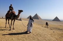 Private tour Giza pyramids,Egyptian Museum ,Khan el Khalili&lunch