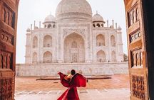 2-Night Private Tour of Taj Mahal and Agra with Pick Up from UAE