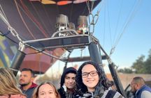 Balloon flight with private transportation and guided tour to Teotihuacán