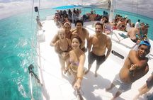 Sailing Catamaran Party to Isla Mujeres from Cancun
