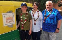 Skip the Line: Half Day Sunrise Tour of Taj Mahal by TUK TUK