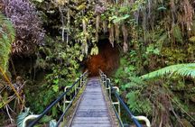 Volcanoes National Park: Guided, Small-Group Hike
