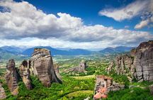 Explore Central Greece with an affordable 2 days tour to Meteora