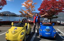 Cute & Fun E-Car tour following guide around Lake Kawaguchiko 