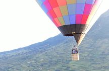 Private Free Flight in Hot Air Balloon for 2 in Ecuador