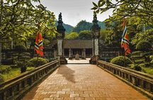 Ninh Binh: The best of Hoa Lu, Hang Mua Hiking, Tam Coc Boat Tour