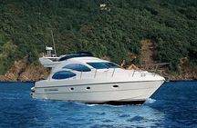 Santorini Caldera: Private Flybridge Yacht Experience