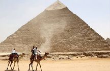 Pyramids and Sphinx Half-Day Private Guided Tour