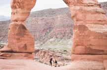Half Day Arches 4x4 with Delicate Arch Hike